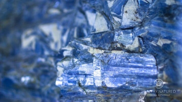 kyanite kyanite