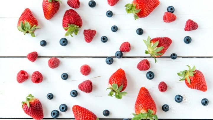 32 foods that burn belly fat fast blueberries strawberries raspberries