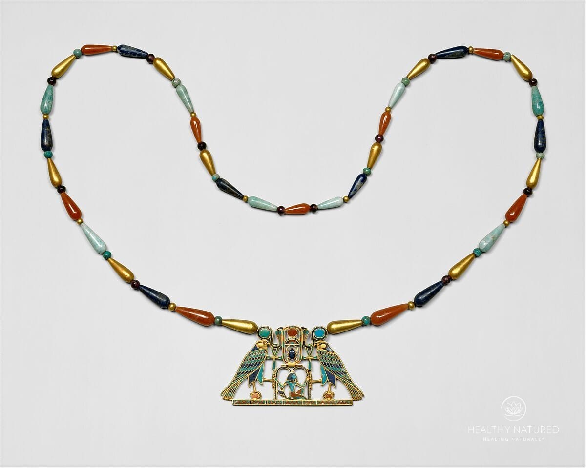 pectoral of princess sithathoryunet Pectoral of Princess Sithathoryunet of gold