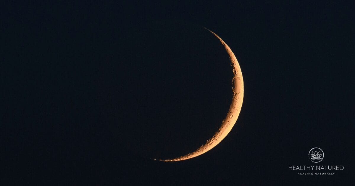 the waxing moon - new moon phase